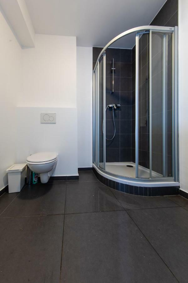 Flat In The Heart Of Antwerp Centrum Стая снимка