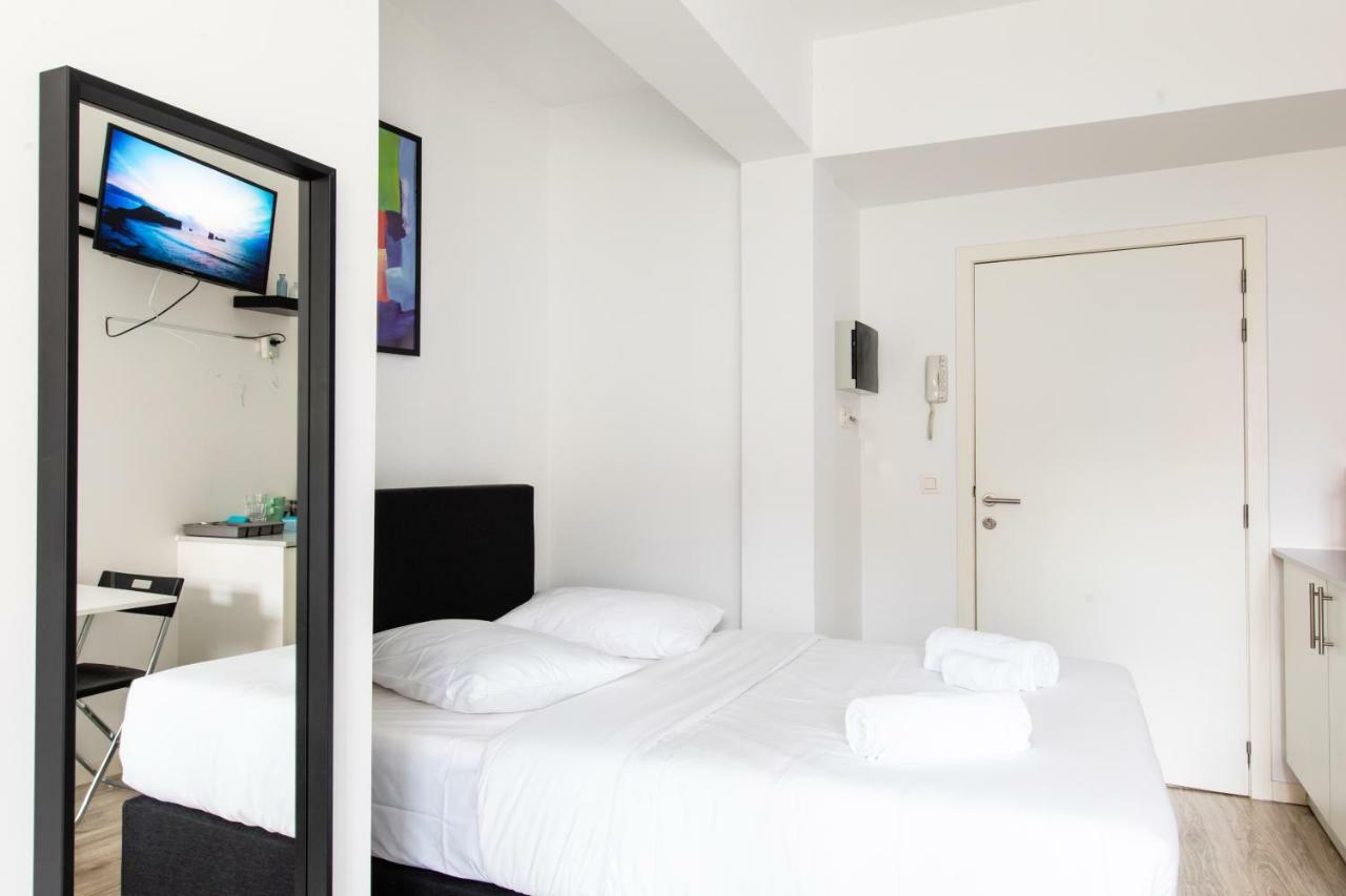 Flat In The Heart Of Antwerp Centrum Стая снимка